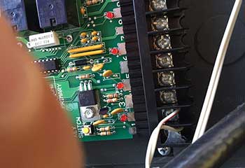 Garage Door Troubleshooting | Anneewakee | Douglasville, GA Garage Door Troubleshooting | Anneewakee | Douglasville, GA